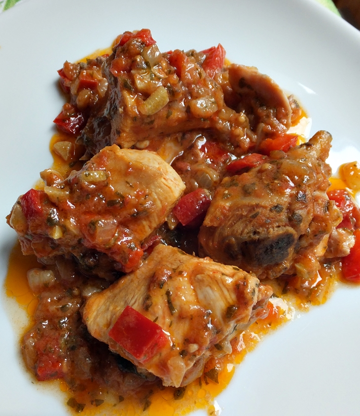 Pollo guisado en&nbsp;crudo