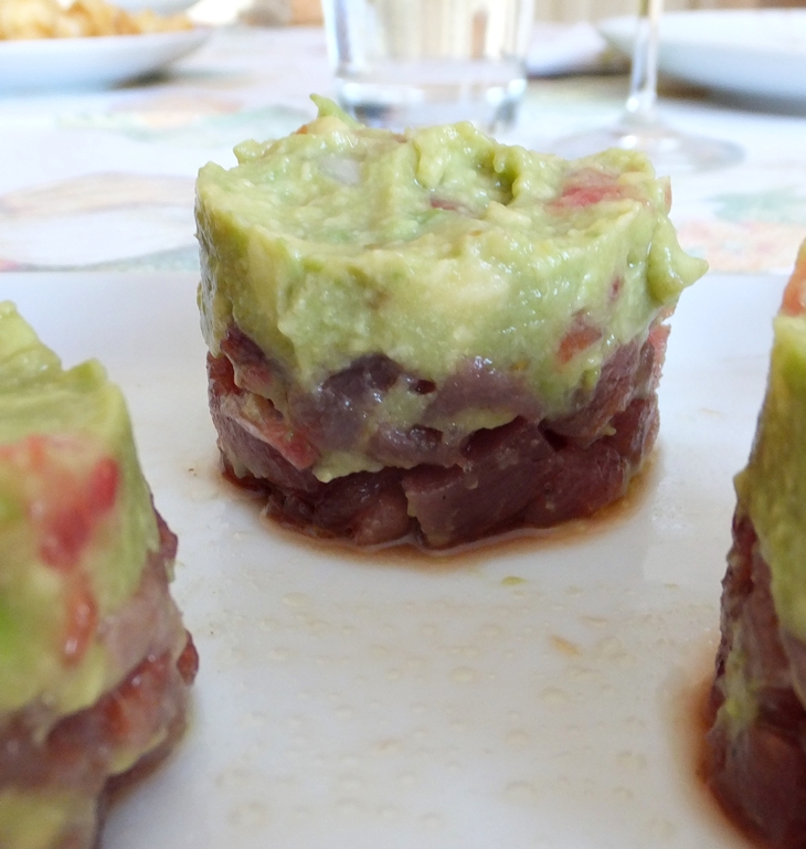 Tartar de atún rojo con&nbsp;guacamole