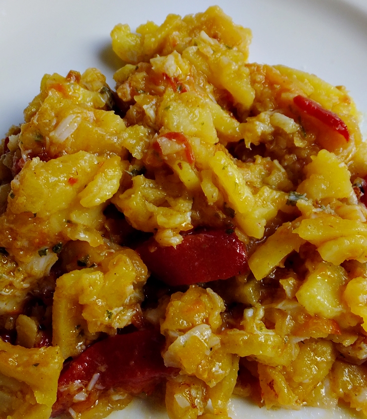 Bacalao desmigado con patatas&nbsp;fritas