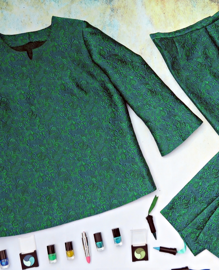 Blusón y pantalón en verde y azul&nbsp;(2018)