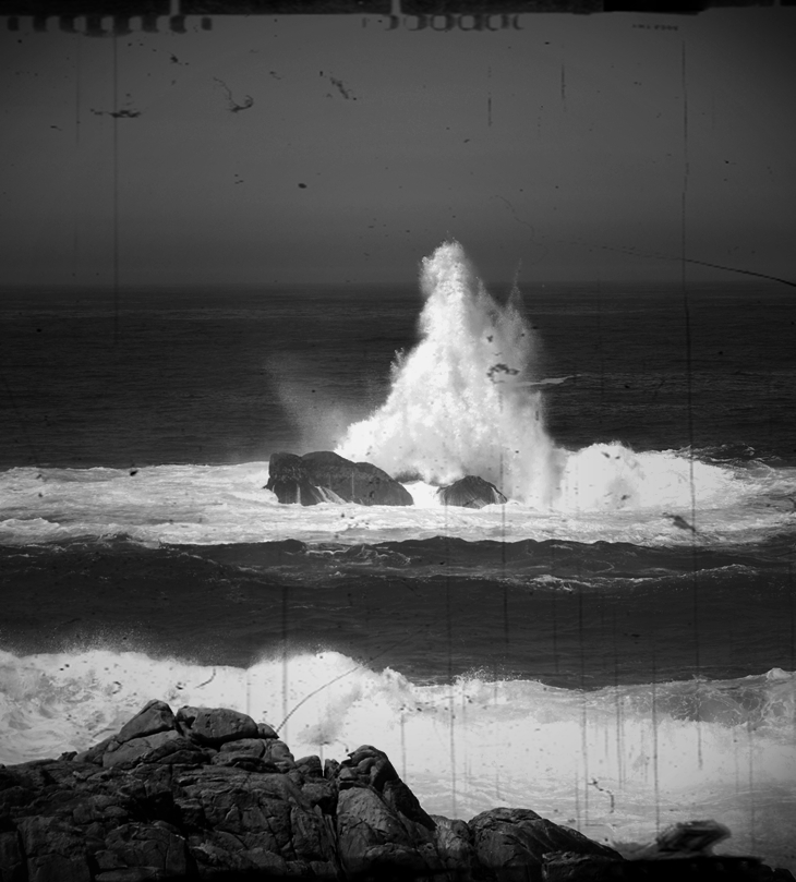 Mikel Santiago (1975)