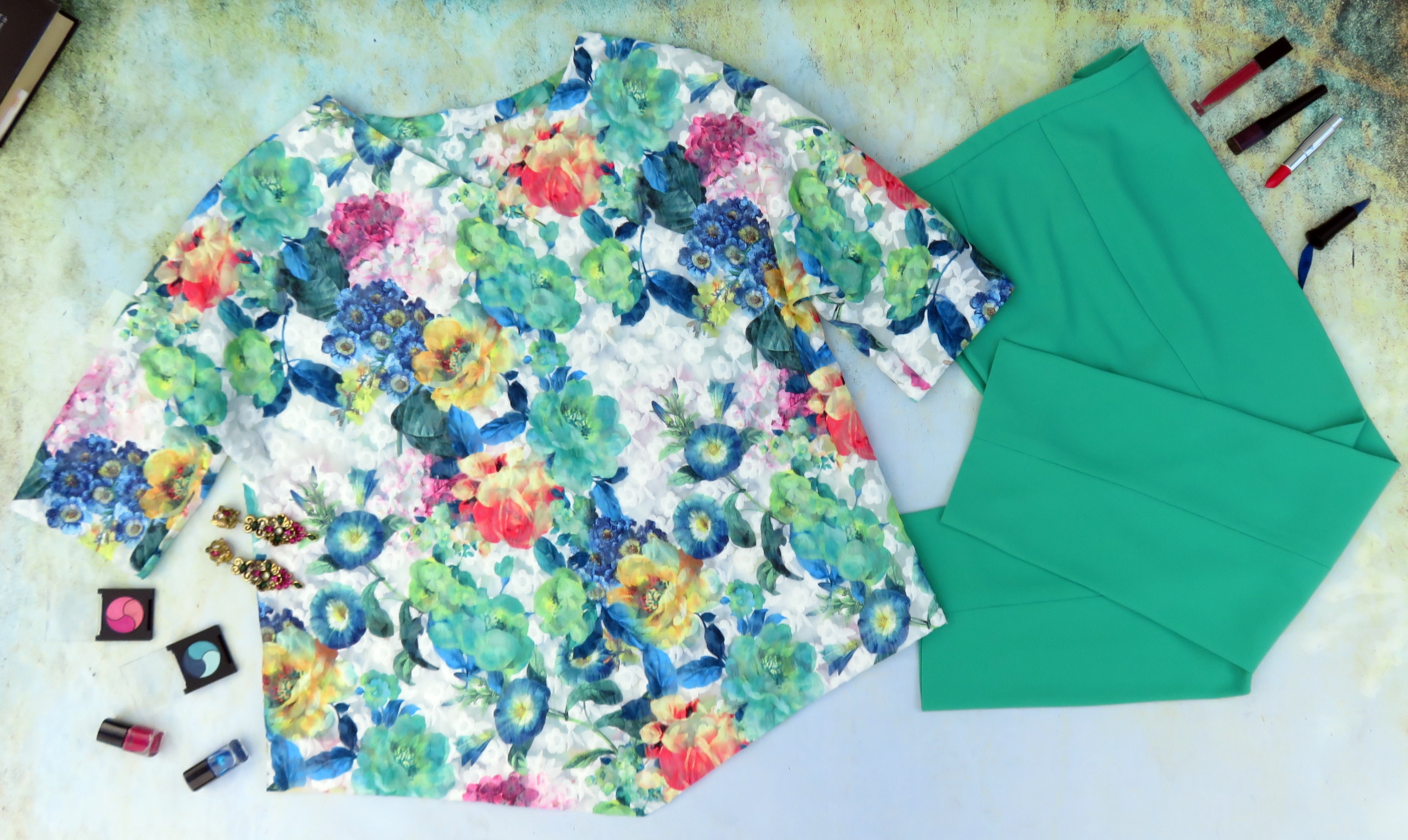 Blusón bordado pantalón verde 3