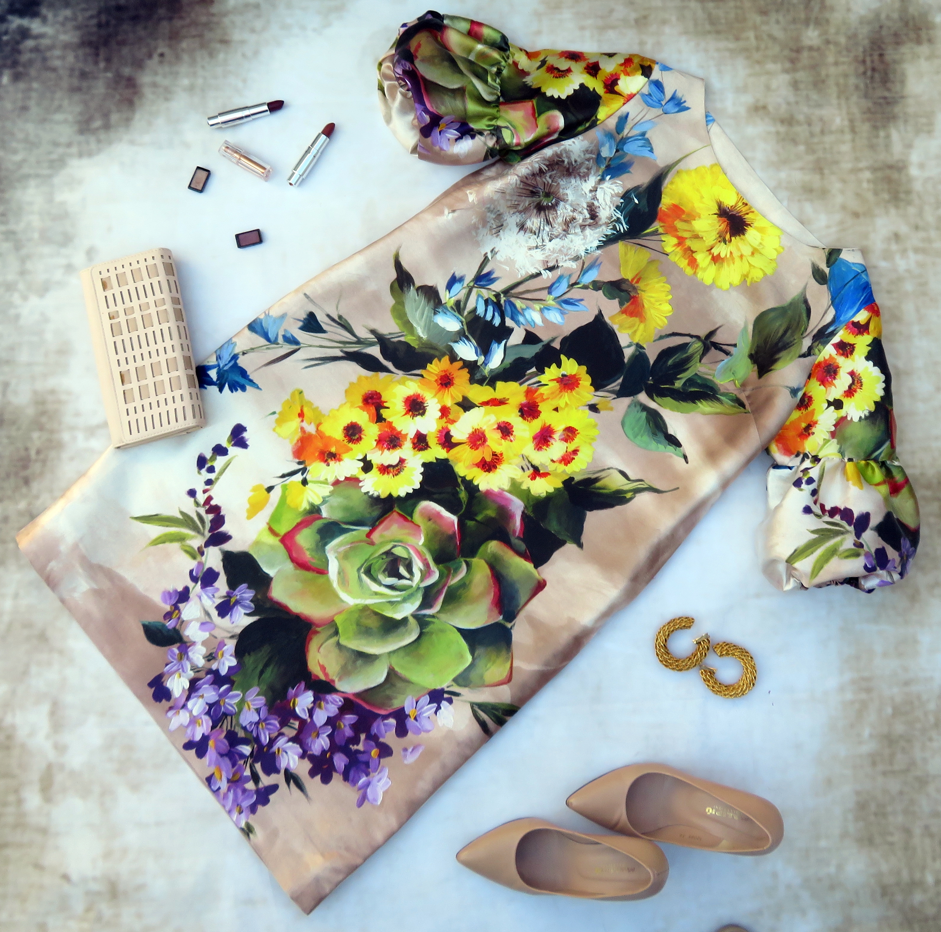 Vestido beig flores amarillas 1