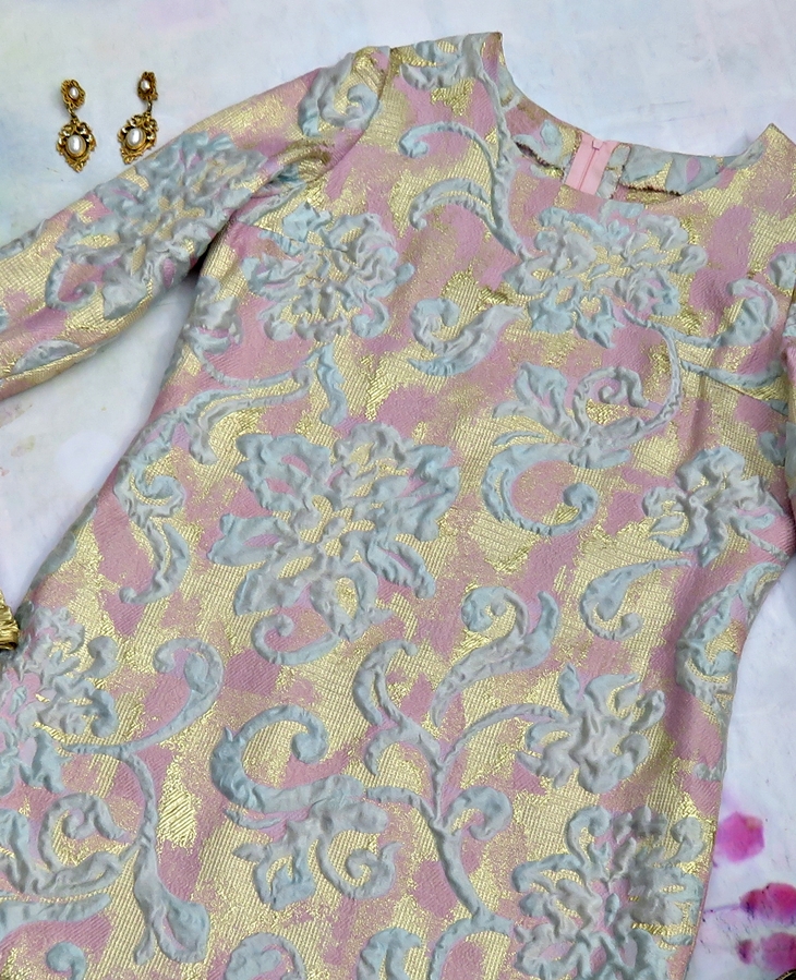 Vestido de brocado de seda (2016)