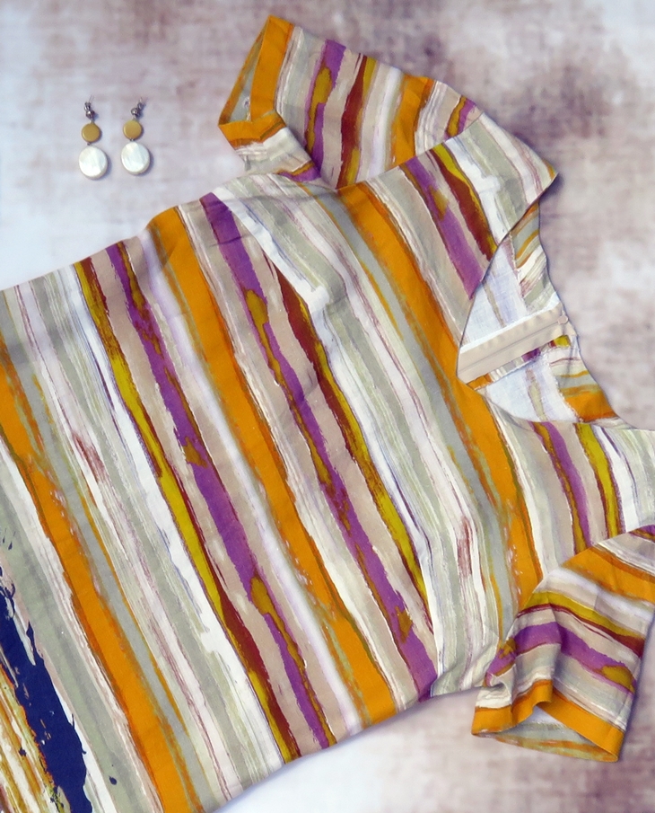 Vestido de lino a rayas (2018)