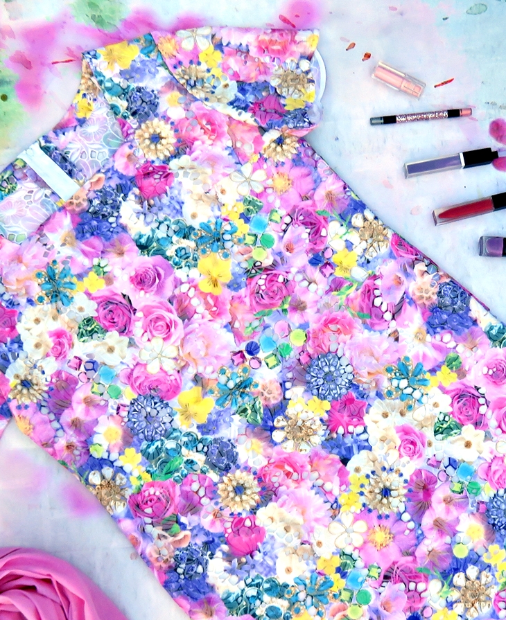 Vestido troquelado de flores (2015)