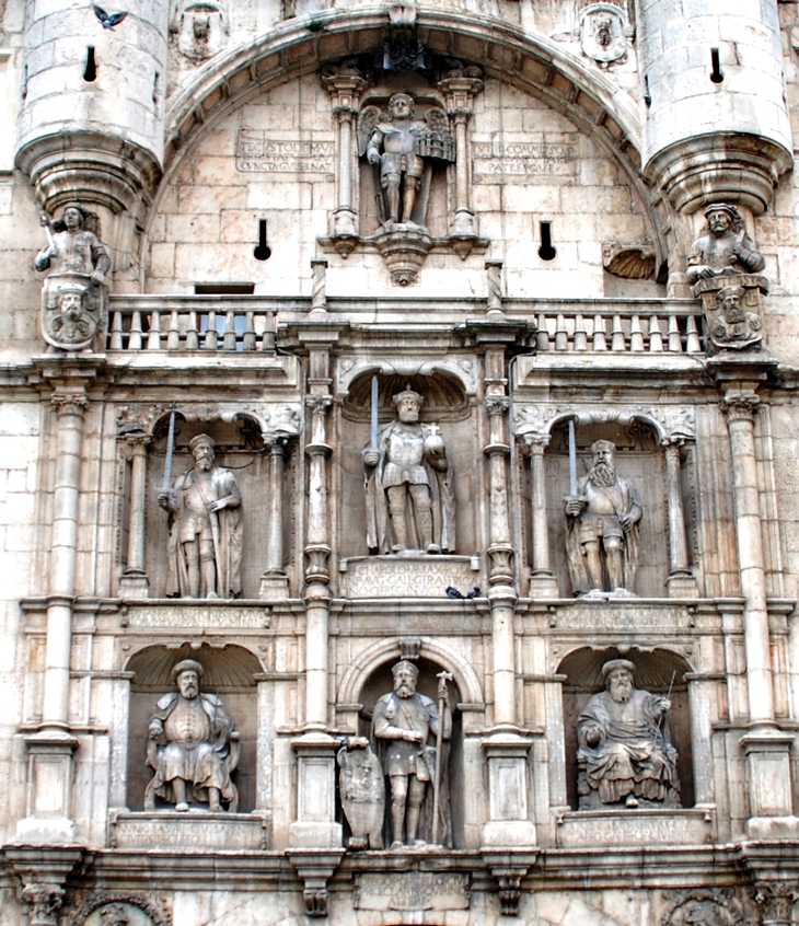 Arturo Pérez Reverte D