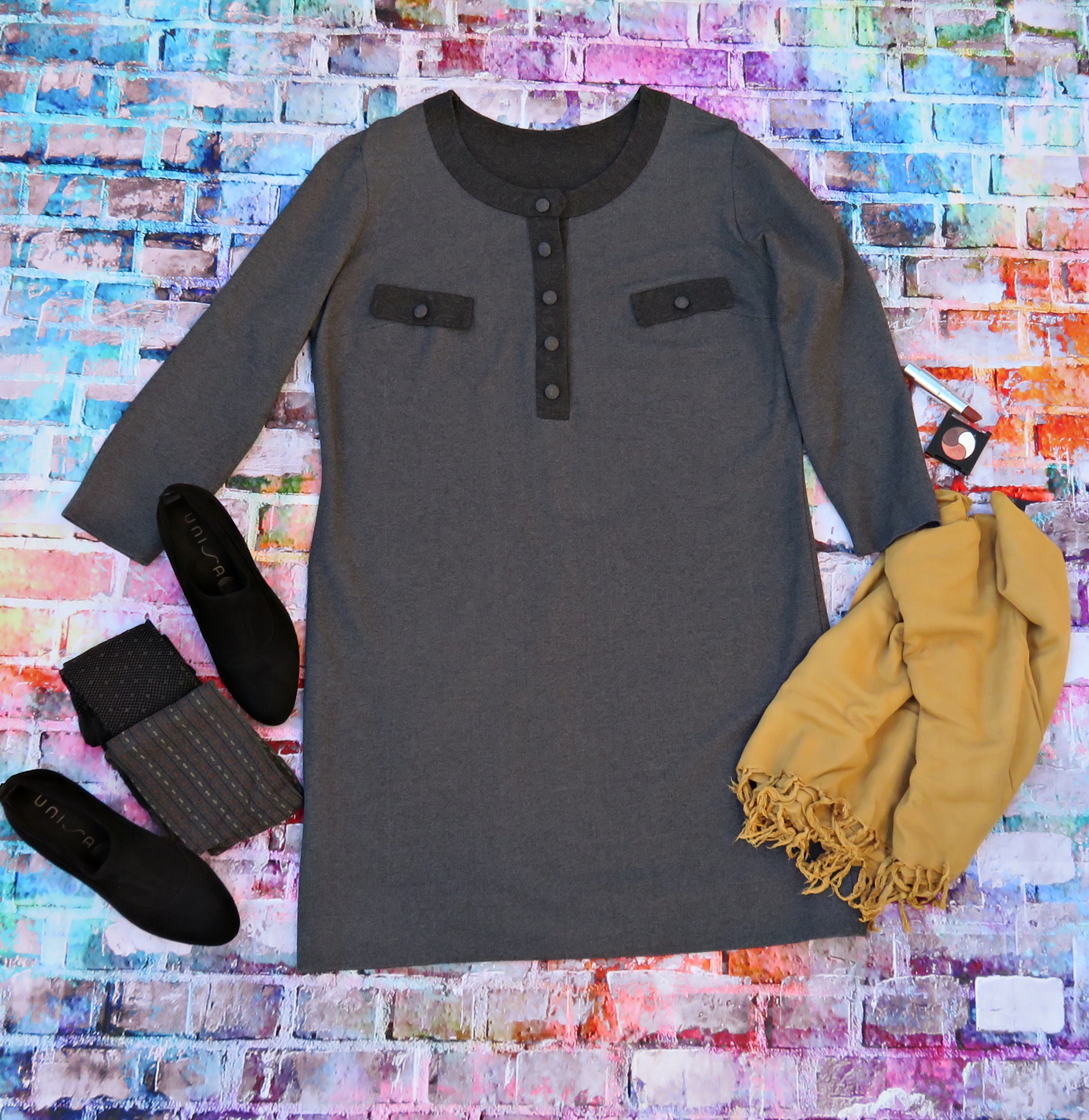 Vestido gris punto D