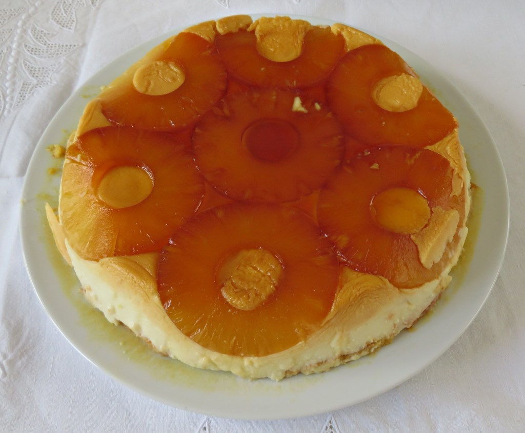 Tarta cuajada de piña