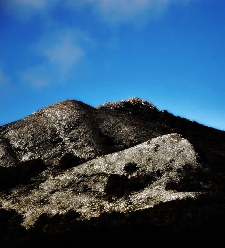 Los Hollister y la montaña&nbsp;tenebrosa
