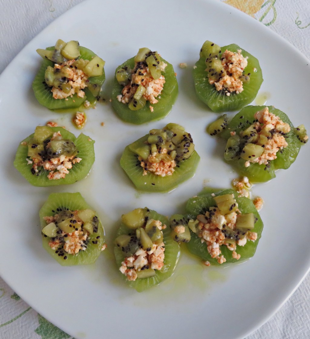 Kiwis con queso y&nbsp;pimentón