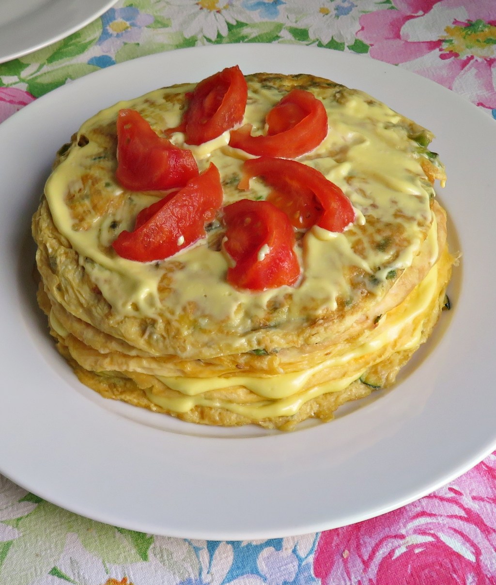 Pastel o torre de&nbsp;tortillas