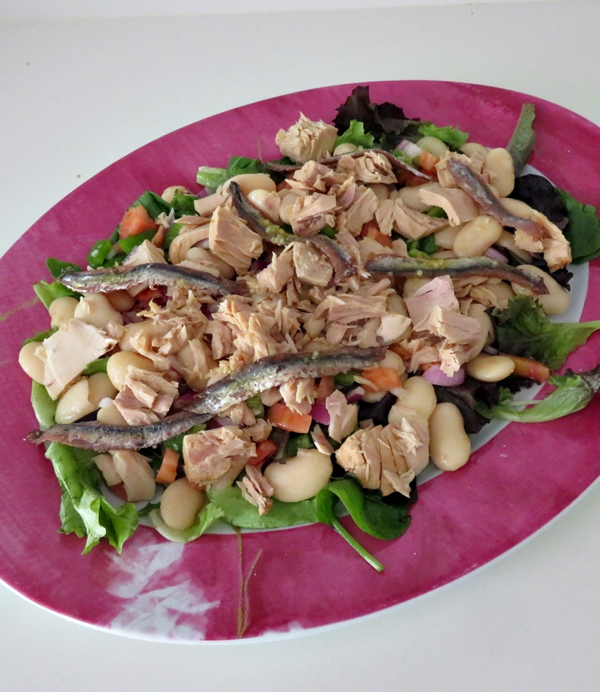 Ensalada de alubias con bonito y&nbsp;anchoas