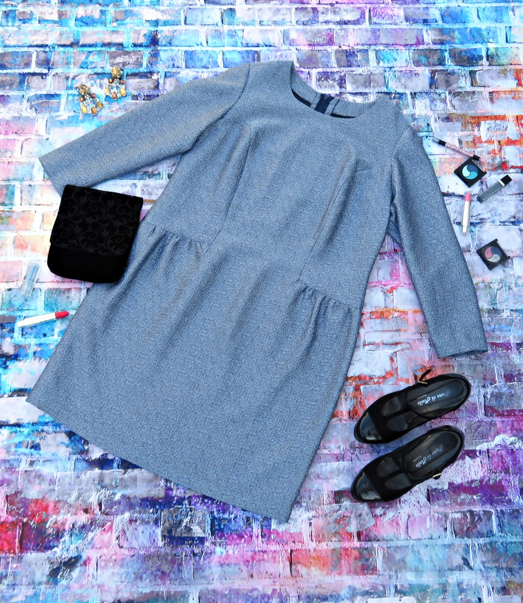 Vestido plateado (2010)