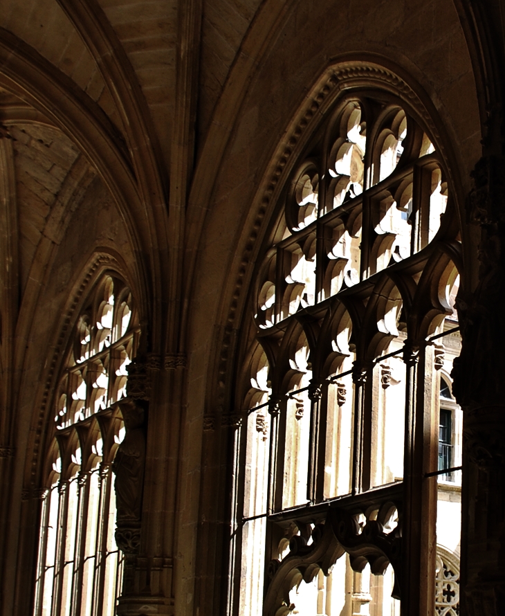 Las sombras de Swanford Abbey&nbsp;(2021)