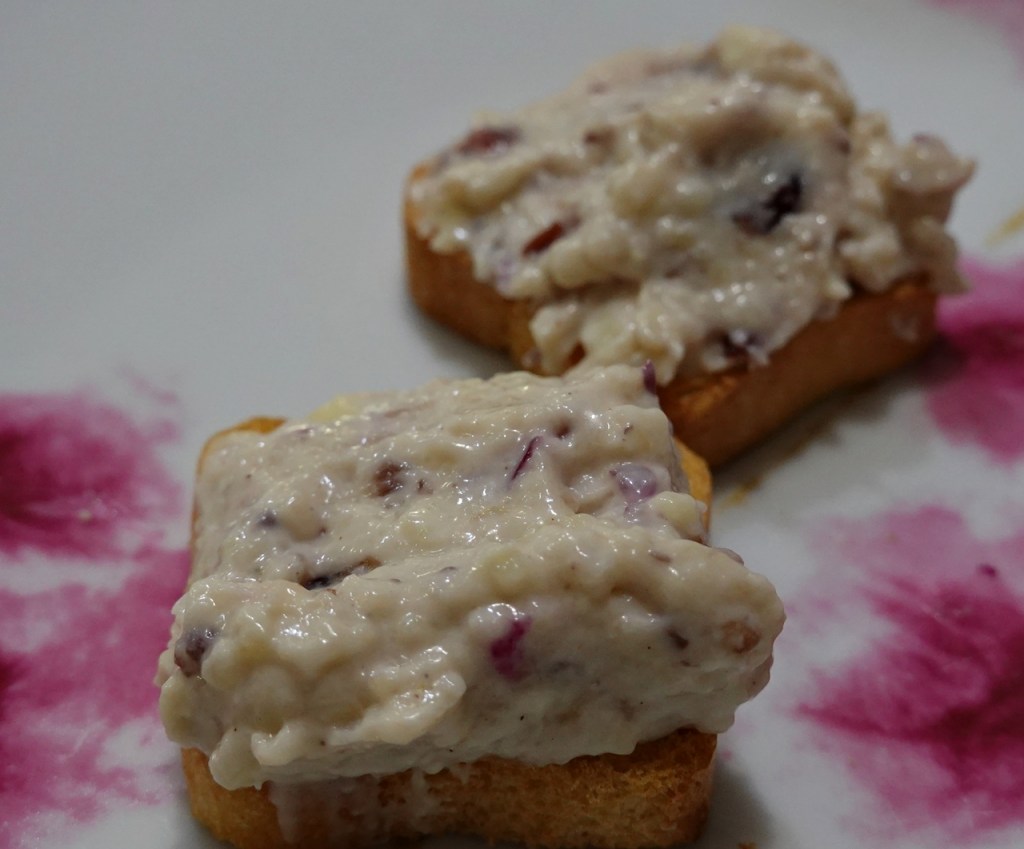 Crema de camembert y&nbsp;arándanos